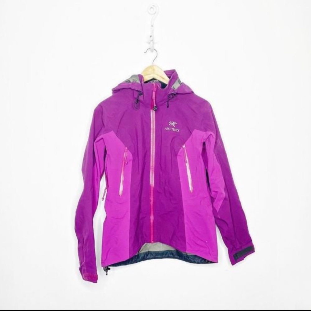 ARCTERYX BETA AR GORE-TEX PRO JACKET WOMEN'S Small